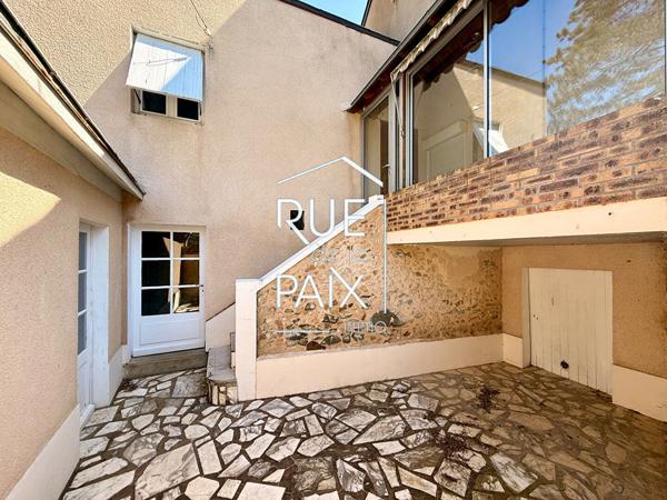 79600 AIRVAULT Maison à Airvault avec dépendances - 179 m2