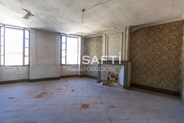 Appartement avec 2 plateaux à réhabiliter
