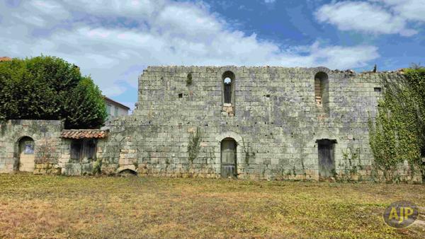 Vente maison Pons : 120 500 € - AJP Immobilier Pons