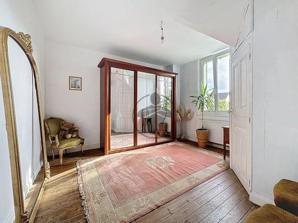 Vente Propriété 10 pièces 287 m2 à Harly