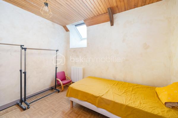 Maison en pierre de 215 m²