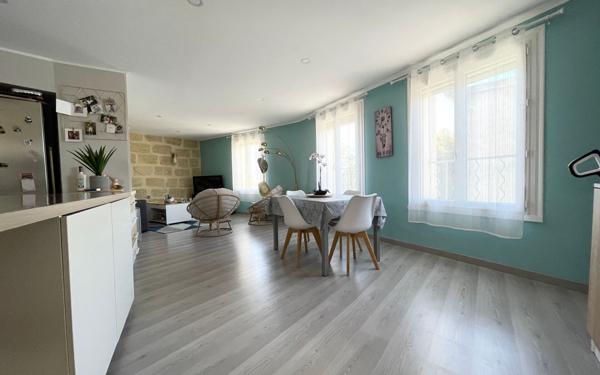 Maison à vendre    3 pièces •  Beauvoisin