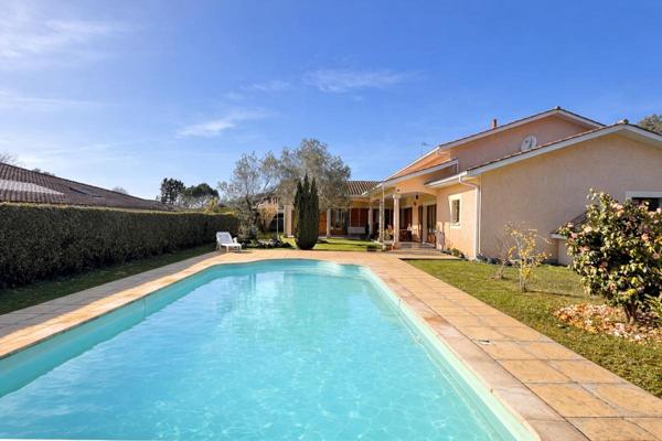 Grande Villa 155 m² p-pied avec piscine sur plus de 1300 m²