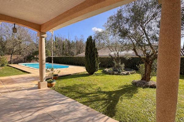 Grande Villa 155 m² p-pied avec piscine sur plus de 1300 m²