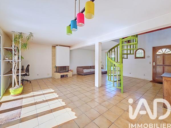 Maison à vendre 5 pièces 103 m² Vaires-sur-Marne