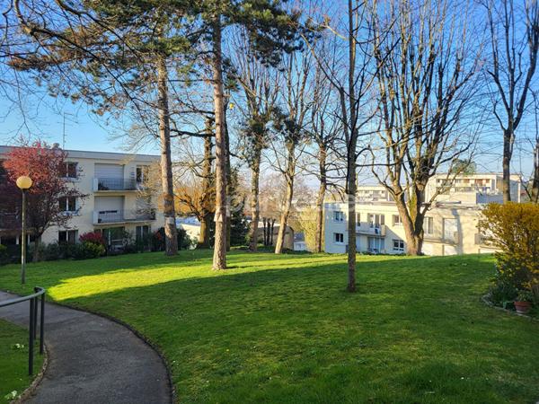 Vente Appartement62 m² - 3 Pièces - CLAMART (92140)
