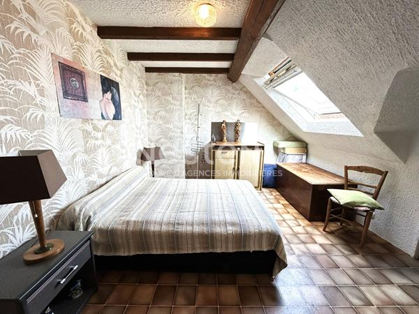 LONGERE 5 CHAMBRES AVEC DÉPENDANCES SUR TERRAIN DE 5800 M² EN CAMPAGNE DE VALENCAY (INDRE 36)