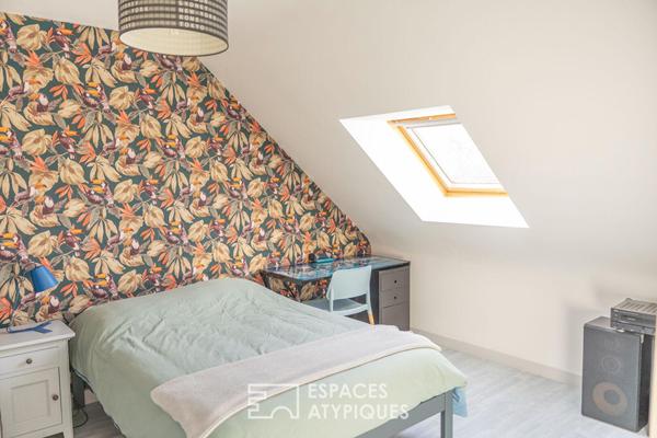 Maison familiale contemporaine avec jardin et garage