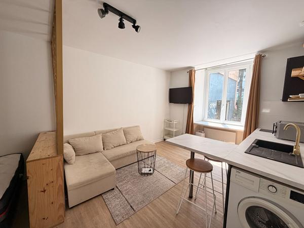 RENNES HYPERCENTRE - Appartement type 1 avec coin nuit séparé
