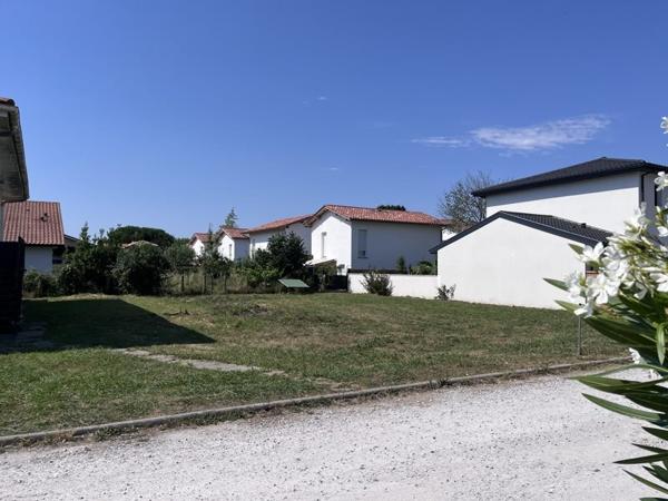 Terrain 259 200 € Boucau 376 m² DPE