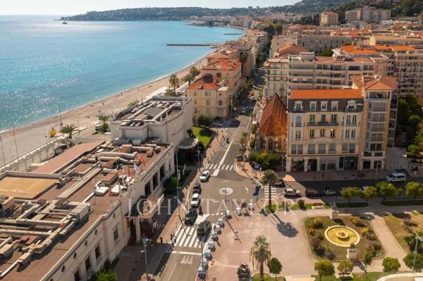 MENTON CENTRE HISTORIQUE - APPARTEMENT BEL EPOQUE 4 PIECES - PROCHE CASINO ET MER