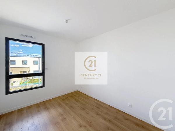 Maison à vendre  7 pièces - 129 m 2   LA CHAPELLE DES FOUGERETZ  - 35