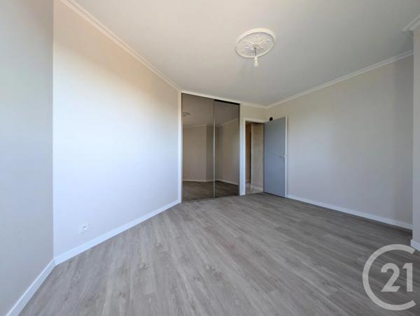 Maison à vendre  6 pièces - 162 m 2   MUZILLAC  - 56