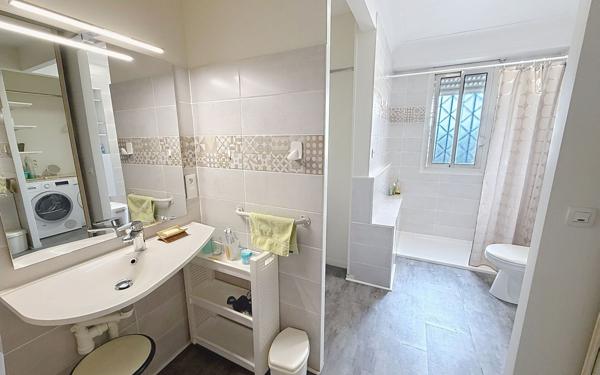 Appartement à vendre    7 pièces • 222,33 m2 Pau