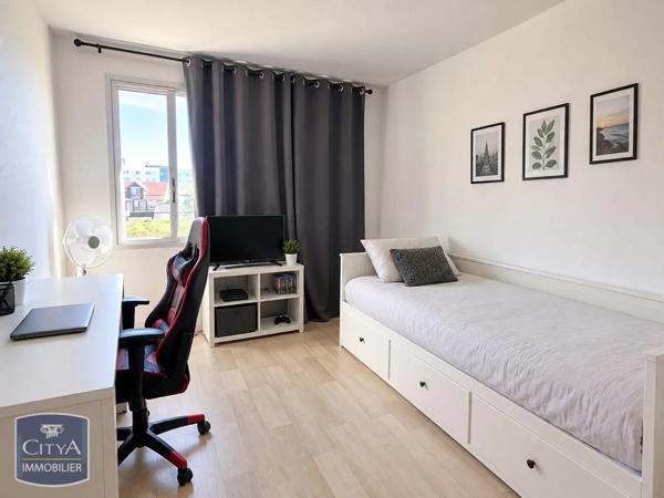 Appartement à louer 1 pièce 19.99m² Mont-Saint-Aignan (76130)