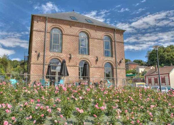 CESSION DE FONDS DE COMMERCE Hôtel 3 étoiles de 325 m2 avec 22 chambres et un restaurant de 110 places assises