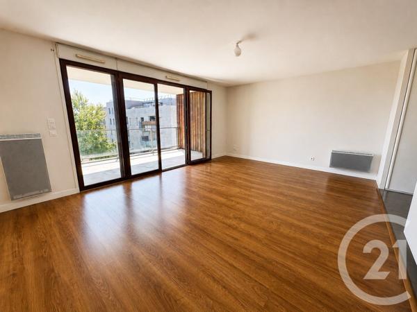 Appartement F3 à vendre  3 pièces - 75,08 m 2   BRUGES  - 33