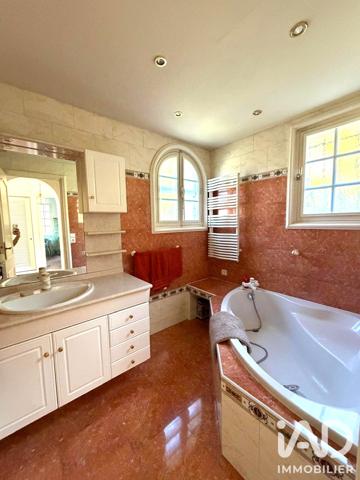 Maison à vendre 5 pièces 146 m² Salernes