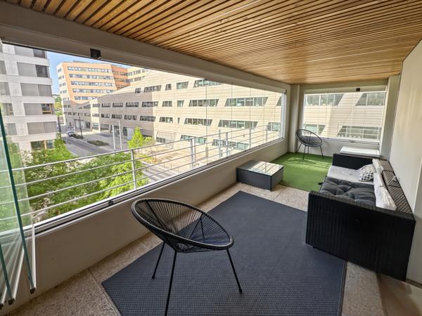 Lyon (69002) T3 récent avec balcon et garage – Quartier Confluence, Lyon 2