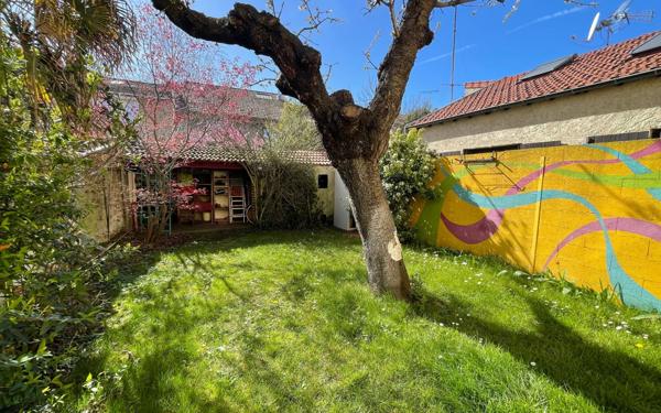 Maison à vendre    4 pièces •  Arcueil