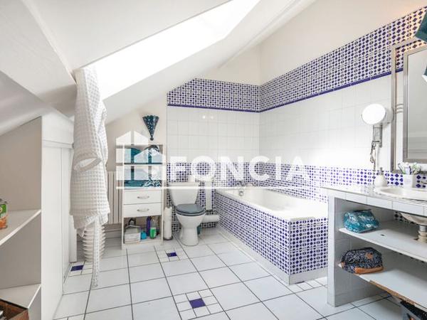 À vendre Maison 6 pièces 180 m² - Grenoble 38100