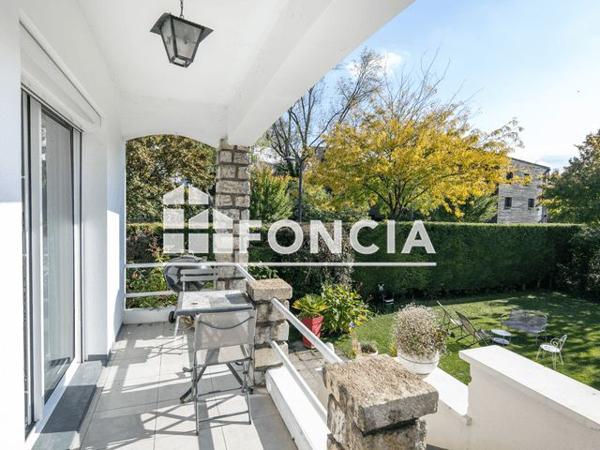 À vendre Maison 6 pièces 180 m² - Grenoble 38100