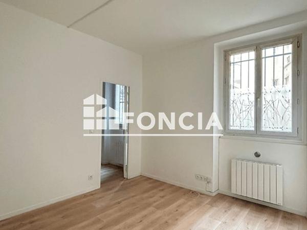 Location Appartement 2 pièces 30.56 m² - 0 RUE DES JARDINIERS Paris 75012