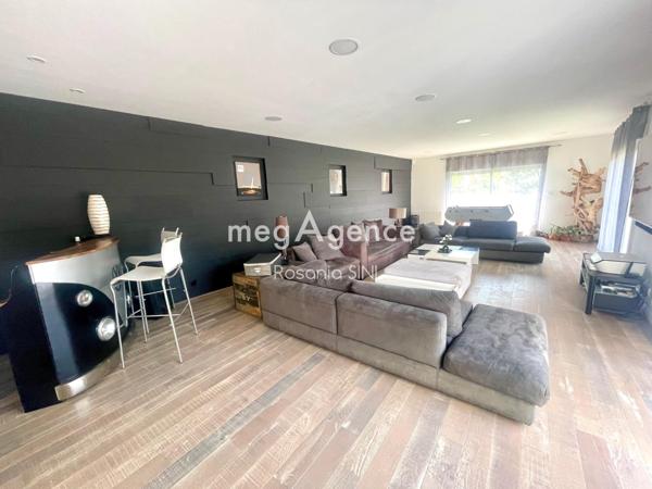 Maison à Les Sables-d'Olonne, 85100 - 9 pièces 243m²