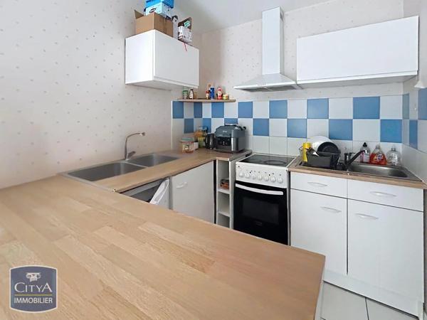 Appartement à louer 2 pièces 42.99m² Quimper (29000)