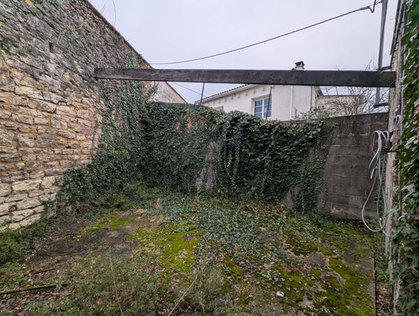 Immeuble à vendre à Angoulême (16000) - Charente