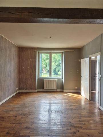 Maison 9 pièces 210 m² avec jardin