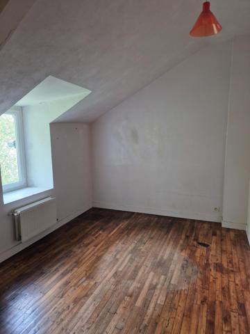 Maison 9 pièces 210 m² avec jardin