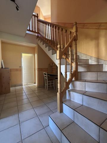 Maison - 7 pièces - 158 m²