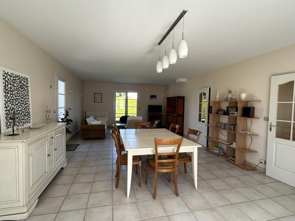 Maison - 7 pièces - 158 m²