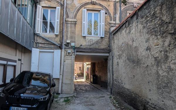 Appartement à vendre    4 pièces • 62,70 m2 Dijon