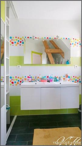 Belle prestation 4 chambres avec vie de plain pied tout confort, fonctionnelle et double garage