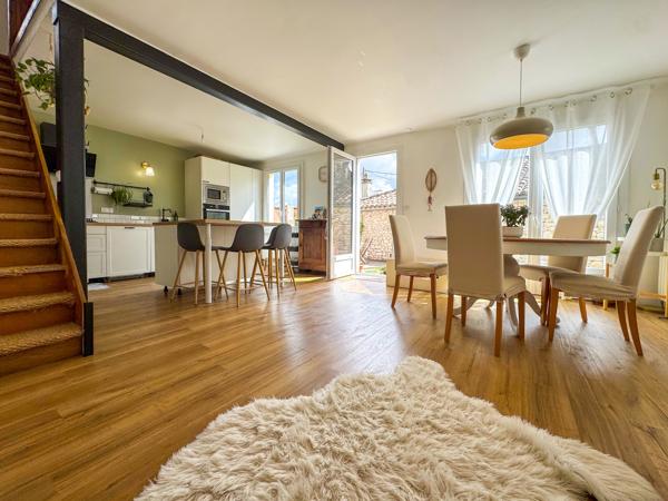 Maison à vendre à Montcuq-en-Quercy-Blanc (46800) - Lot