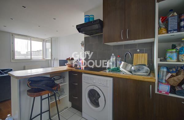 2 pièces - place des fêtes