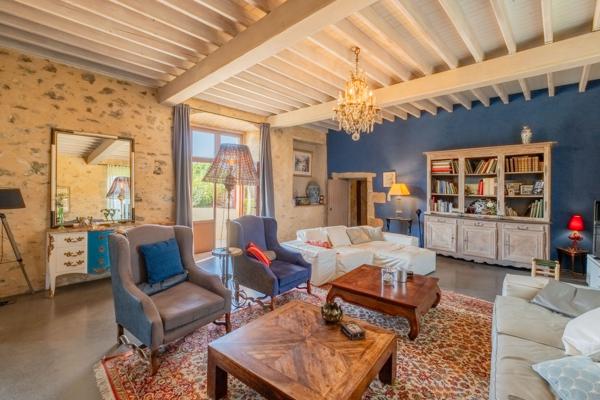 Maison à vendre à Coulonges-Thouarsais (79330) - Deux-Sèvres
