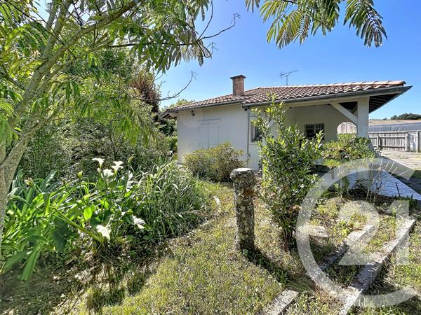 Maison à vendre  4 pièces - 81 m 2   BIGANOS  - 33