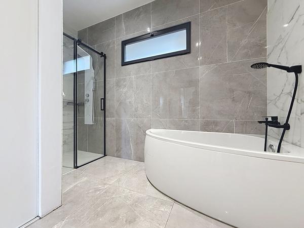 CINTEGABELLE : MAISON T5 A VENDRE DE PLAIN PIED SANS TRAVAUX