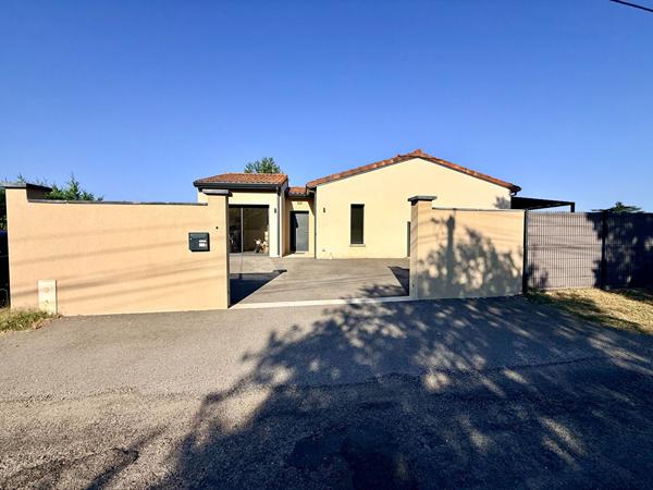CINTEGABELLE : MAISON T5 A VENDRE DE PLAIN PIED SANS TRAVAUX