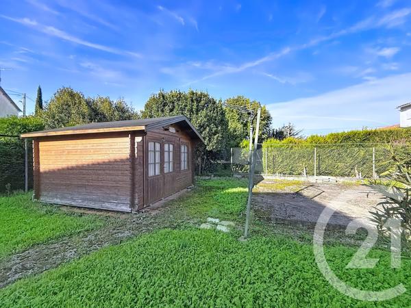 Maison à vendre  11 pièces - 190,94 m 2   ANGOULEME  - 16
