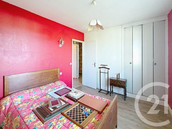 Maison à vendre  11 pièces - 190,94 m 2   ANGOULEME  - 16