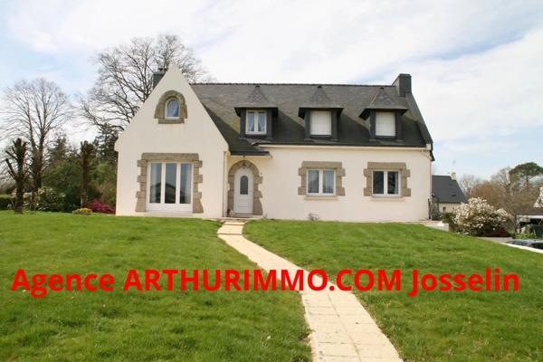 Vente Maison 9 pièces 169 m2 à Josselin