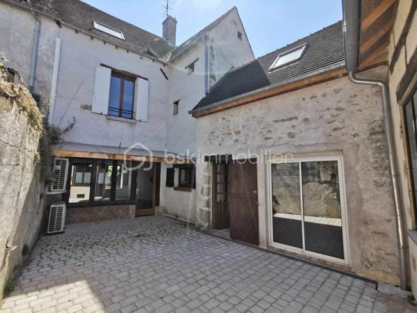 Maison de village de 197 m²