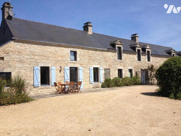 Longère rénovée 258 m2 5 chambres + un appartement T3 77 m2 - Garage - Terrain  1,18 ha