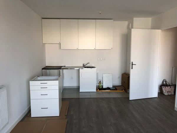 Location Appartement57,9 m² - 3 Pièces - GUYANCOURT (78280)