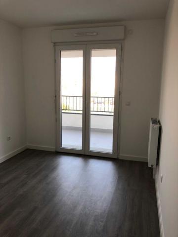 Location Appartement57,9 m² - 3 Pièces - GUYANCOURT (78280)