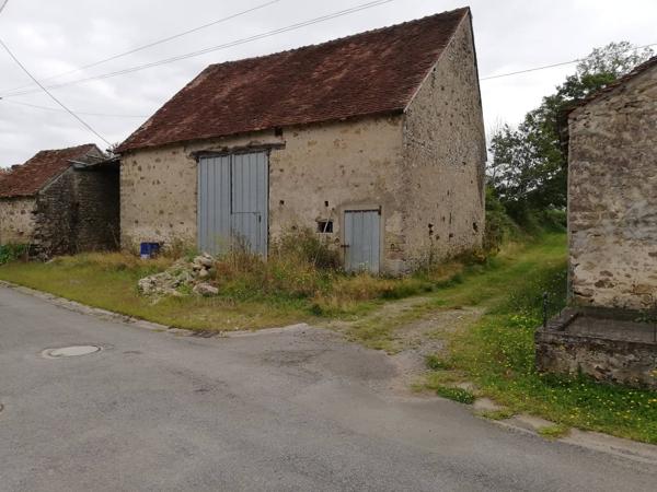 Grange à vendre à Lussac-les-Églises (87360) - Haute-Vienne